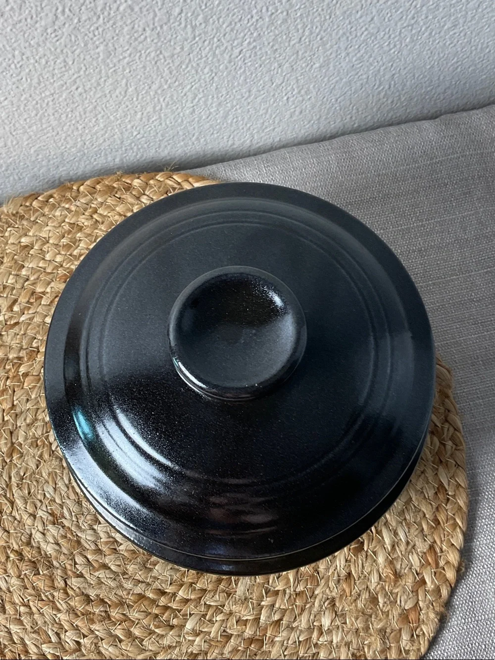 Vintage Korean Shinil Ttukbaegi Clay Pot Set 2 Stoneware Soup Bowls w/Lids